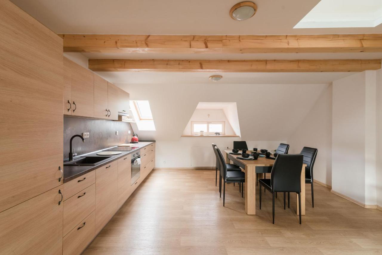 Ayni Apartman Semily Exterior foto