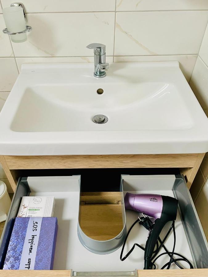 Ayni Apartman Semily Exterior foto